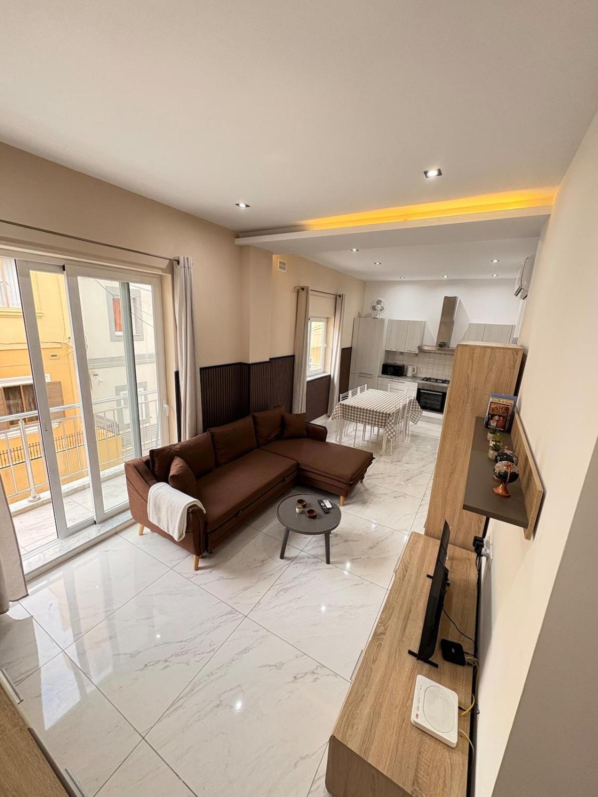 Paceville For Groups! Appartement