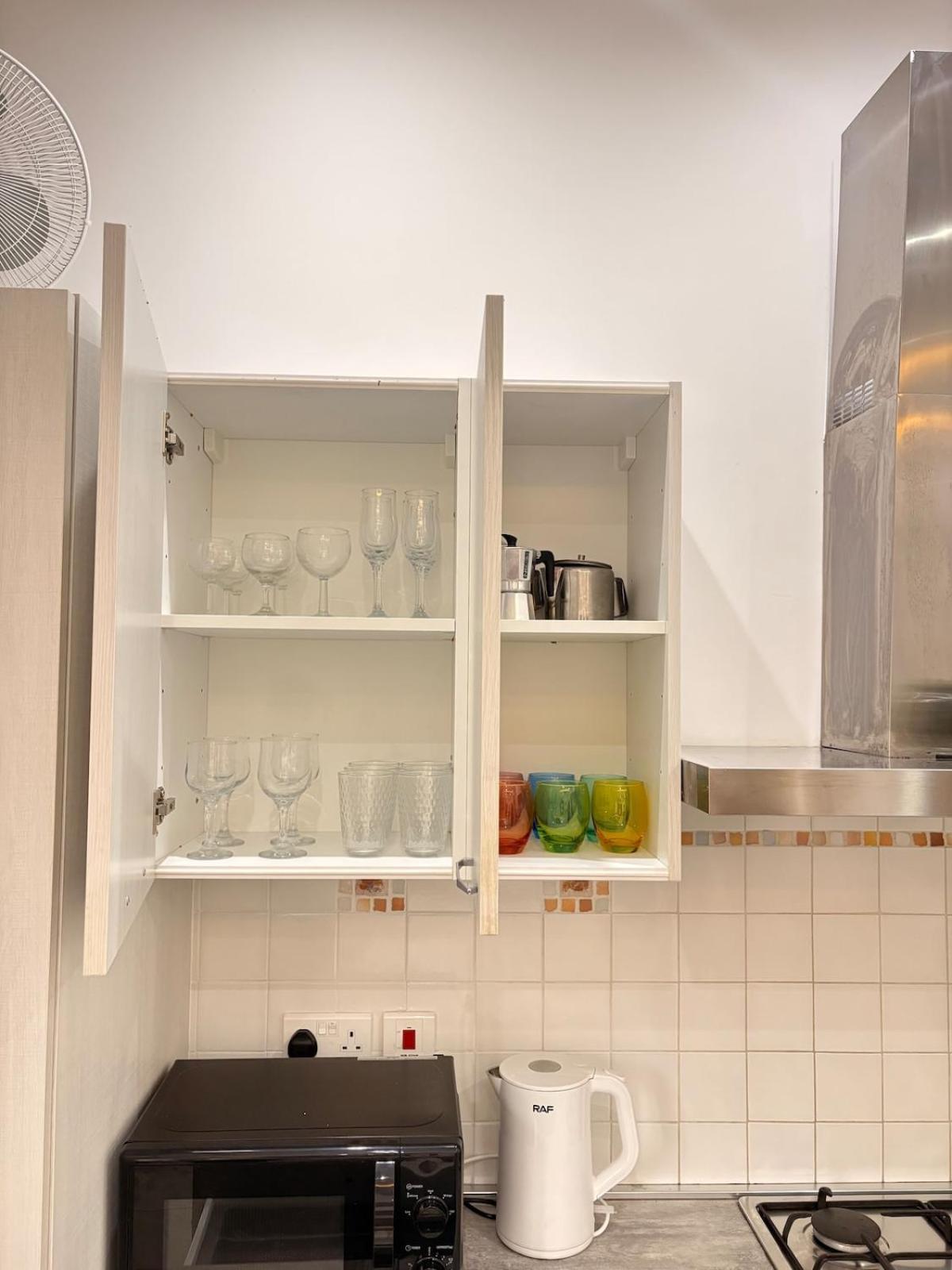 Apartment Paceville For Groups!